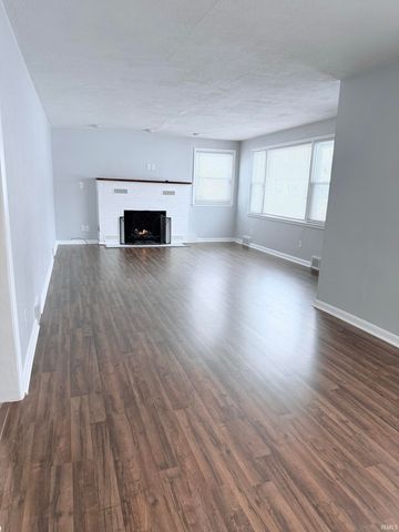 612 W Cromer Avenue, Muncie, IN 47303