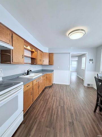 612 W Cromer Avenue, Muncie, IN 47303