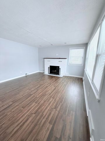 612 W Cromer Avenue, Muncie, IN 47303