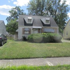 29050 Edgewood Drive, Willowick, OH 44095