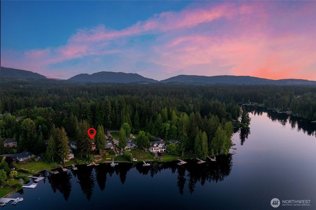 2057 E Beaver Lake Drive SE, Sammamish, WA 98075