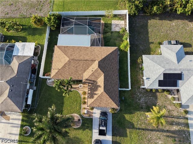 1825 SE 12th TER, Cape Coral, FL 33990