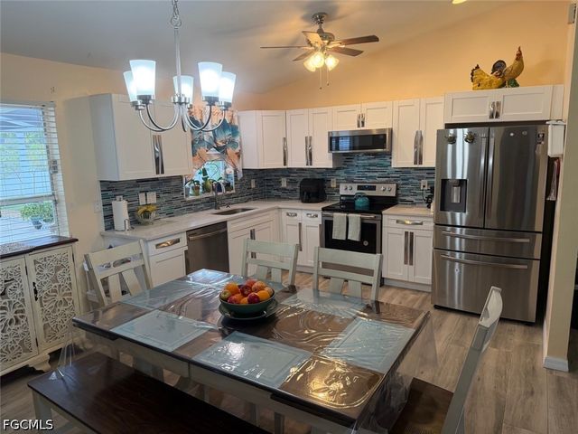 1825 SE 12th TER, Cape Coral, FL 33990