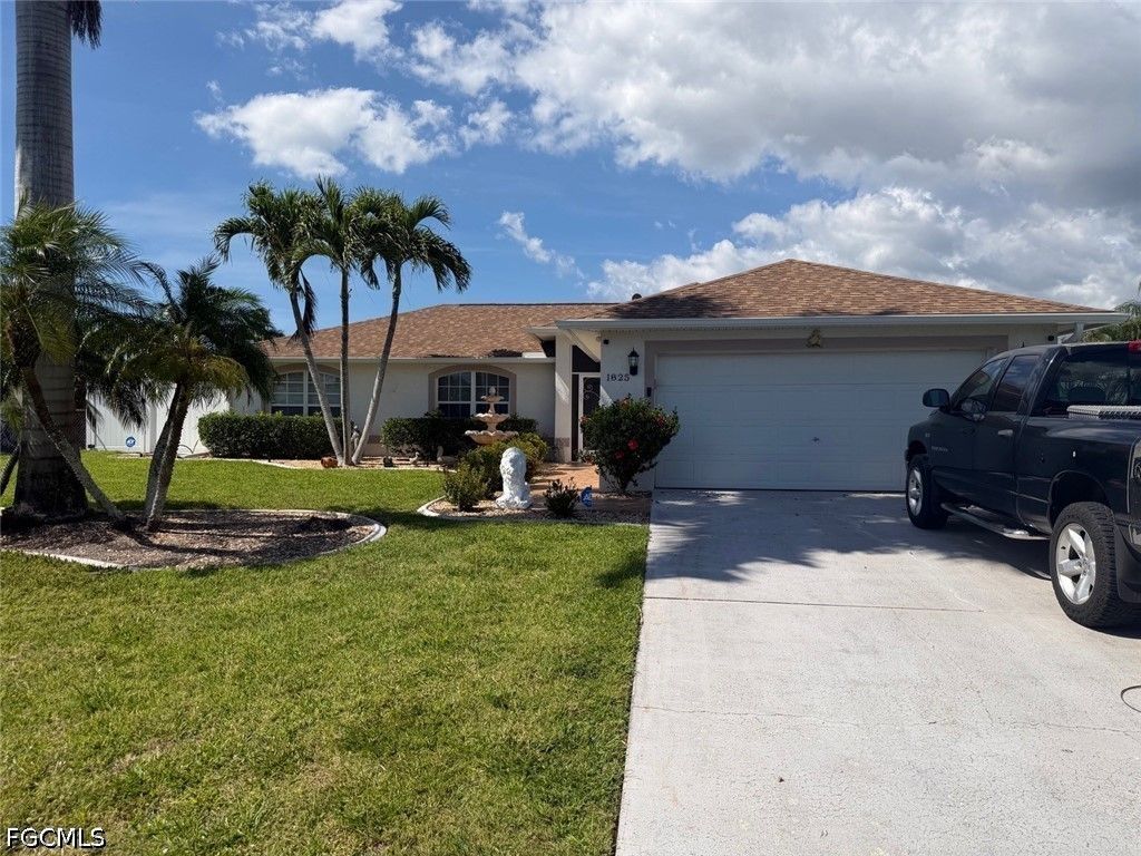 1825 SE 12th TER, Cape Coral, FL 33990