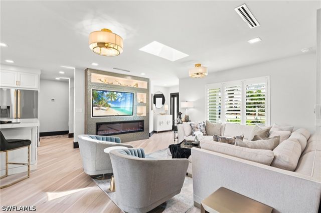 6212 Cocos DR, Fort Myers, FL 33908