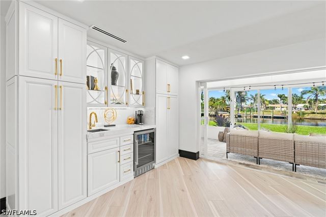 6212 Cocos DR, Fort Myers, FL 33908