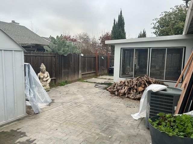 2041 Grey Stone Dr, Stockton, CA 95206