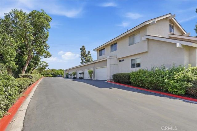8 Silverwood, Irvine, CA 92604