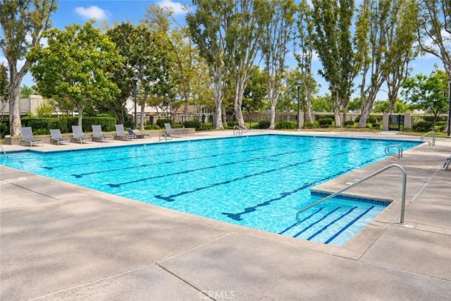 8 Silverwood, Irvine, CA 92604