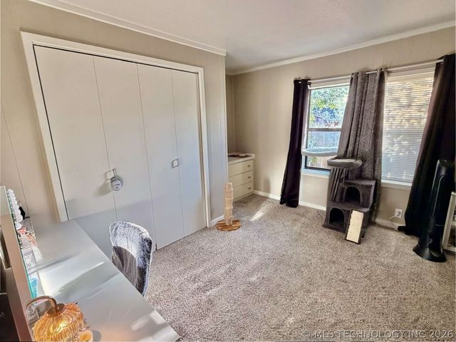 1811 W Broadway Street, Collinsville, OK 74021
