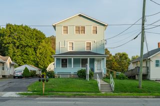 82 Salem Turnpike, Norwich, CT 06360