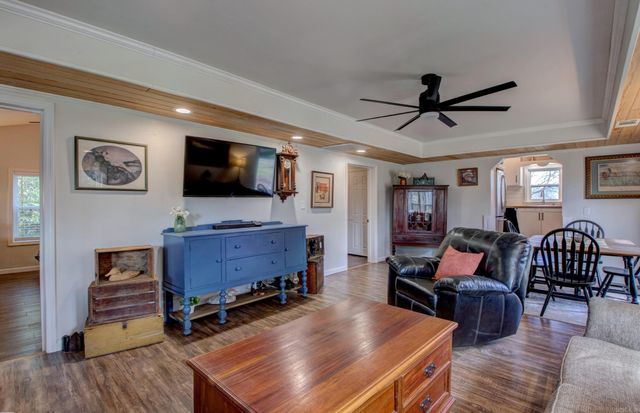 16601 West Road, Roland, AR 72135