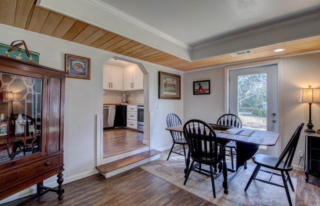 16601 West Road, Roland, AR 72135