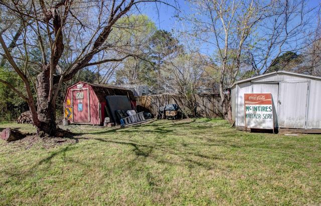 16601 West Road, Roland, AR 72135