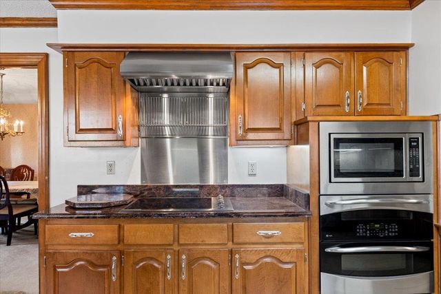 3017 LAURINBURG CIR, Germantown, TN 38138