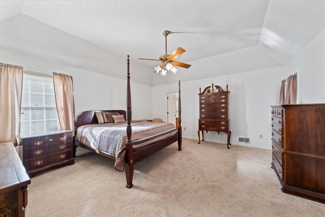 3017 LAURINBURG CIR, Germantown, TN 38138