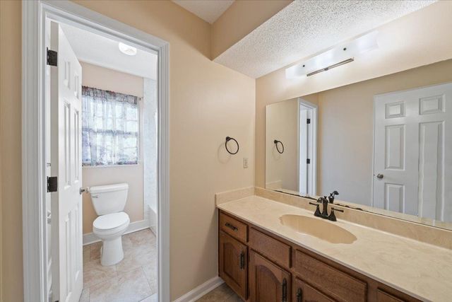 3017 LAURINBURG CIR, Germantown, TN 38138