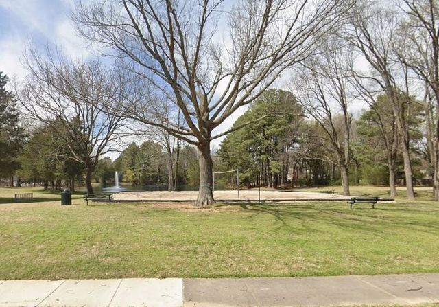 3017 LAURINBURG CIR, Germantown, TN 38138