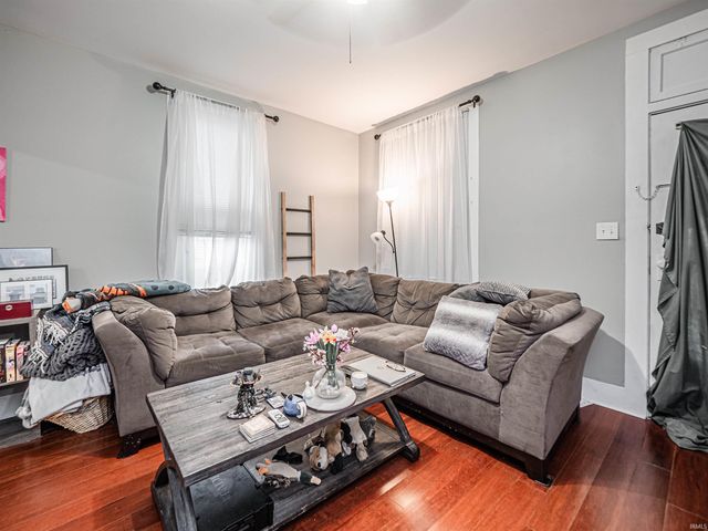 3011 Forest Avenue, Evansville, IN 47712