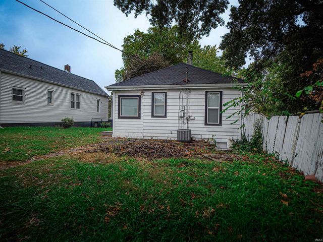 3011 Forest Avenue, Evansville, IN 47712