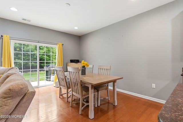 17 Arden Drive, Manchester, NJ 08759