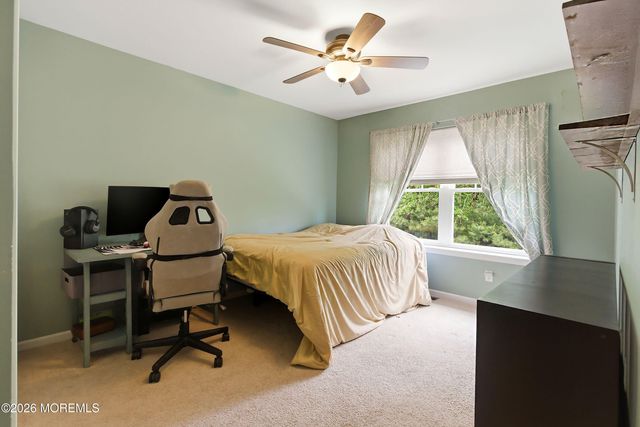 17 Arden Drive, Manchester, NJ 08759