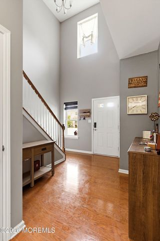 17 Arden Drive, Manchester, NJ 08759