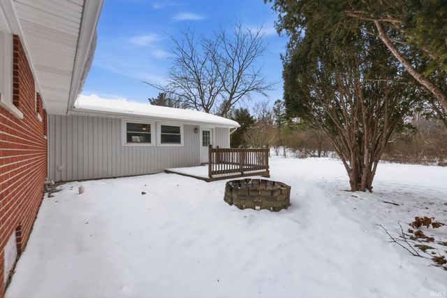 15019 Auburn Road, Fort Wayne, IN 46845