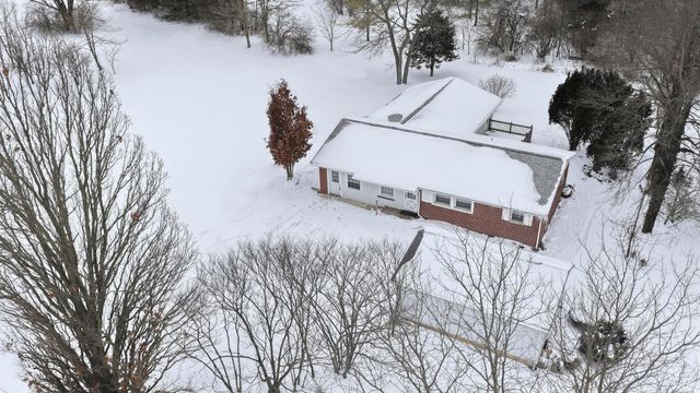 15019 Auburn Road, Fort Wayne, IN 46845