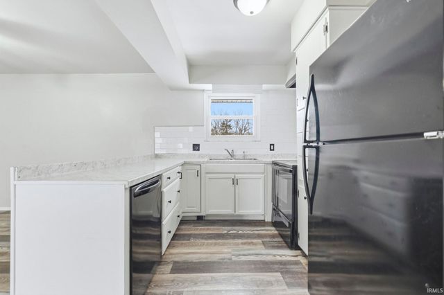 15019 Auburn Road, Fort Wayne, IN 46845