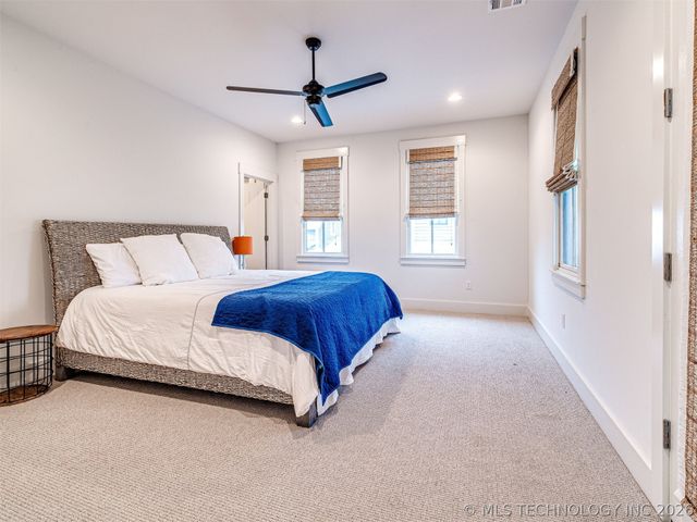 35 Center Lane, Carlton Landing, OK 74432