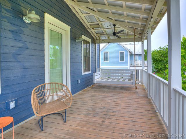 35 Center Lane, Carlton Landing, OK 74432