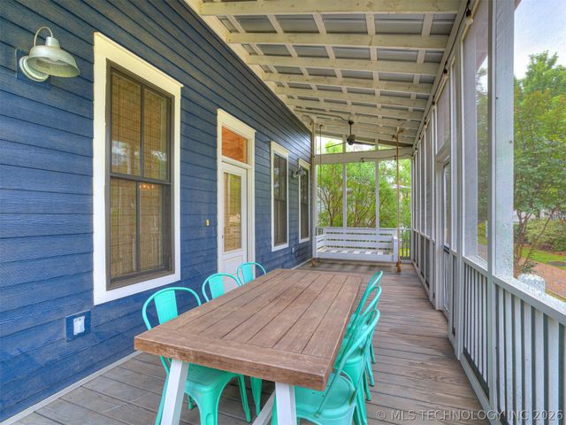 35 Center Lane, Carlton Landing, OK 74432