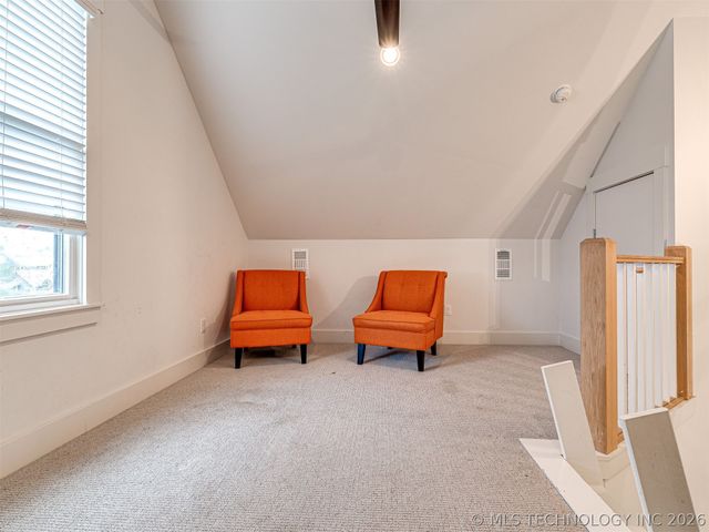 35 Center Lane, Carlton Landing, OK 74432