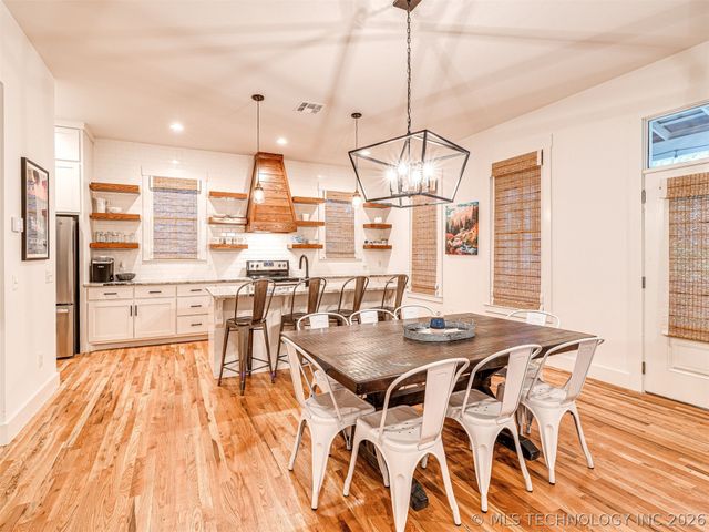 35 Center Lane, Carlton Landing, OK 74432