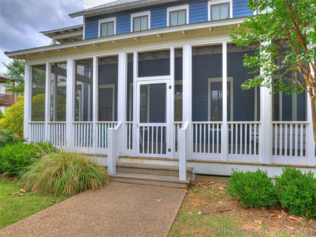 35 Center Lane, Carlton Landing, OK 74432