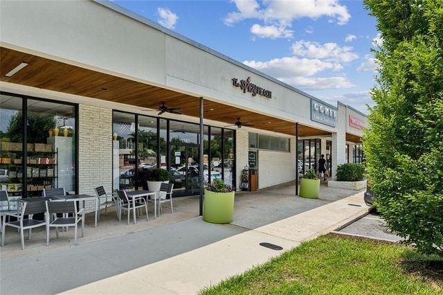 2052 Falls Park Way, Decatur, GA 30033