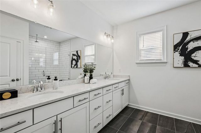 2052 Falls Park Way, Decatur, GA 30033