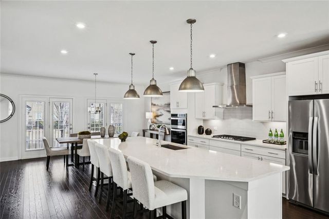 2052 Falls Park Way, Decatur, GA 30033