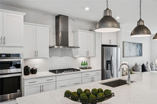 2052 Falls Park Way, Decatur, GA 30033