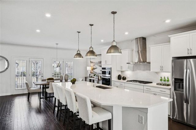 2052 Falls Park Way, Decatur, GA 30033