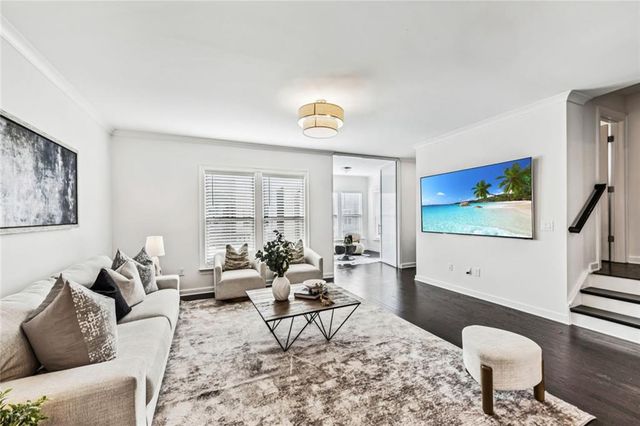 2052 Falls Park Way, Decatur, GA 30033