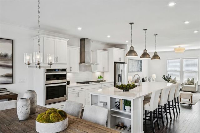 2052 Falls Park Way, Decatur, GA 30033