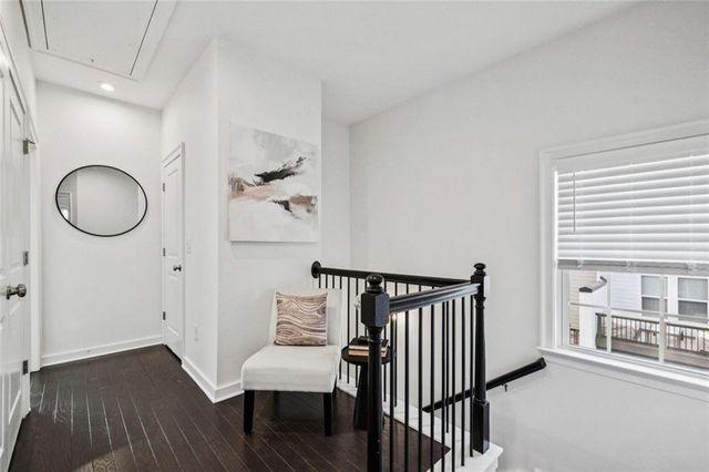 2052 Falls Park Way, Decatur, GA 30033