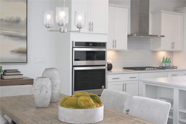 2052 Falls Park Way, Decatur, GA 30033