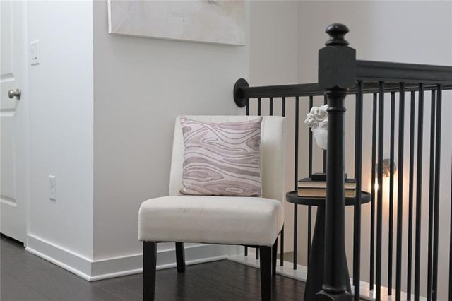 2052 Falls Park Way, Decatur, GA 30033