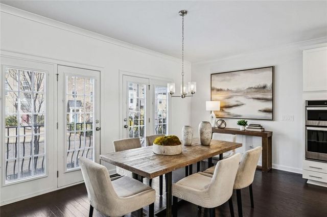 2052 Falls Park Way, Decatur, GA 30033