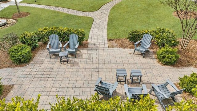 2052 Falls Park Way, Decatur, GA 30033