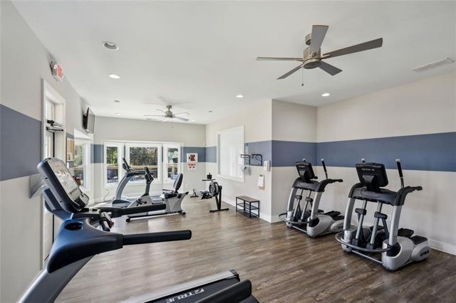 2052 Falls Park Way, Decatur, GA 30033