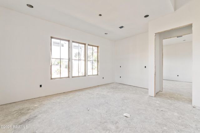 600 Traditions Drive, Lafayette, LA 70508